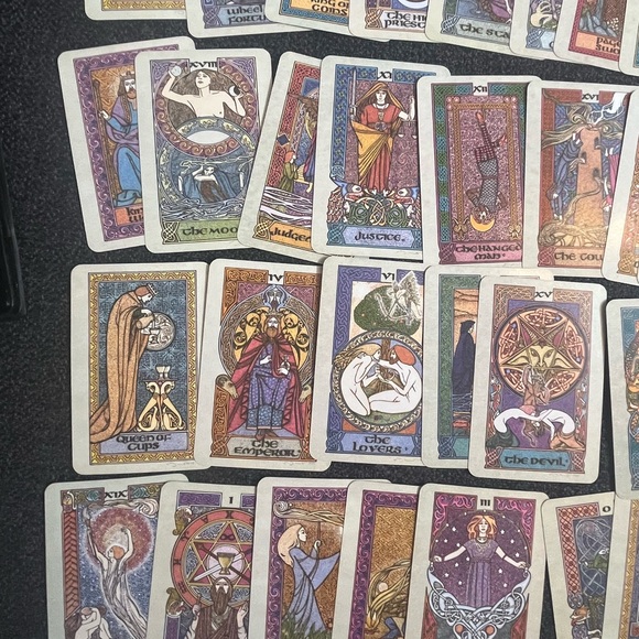 •1990 The Celtic Tarot by Courtney Davis Box Set Aquarian Press• - Picture 11 of 12